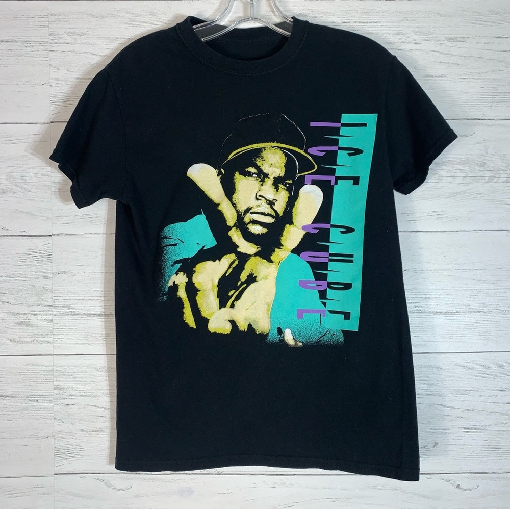 Ice Cube Band Shirt Men's small Black Peace Short Sleeve Graphic Tee Crew Neck
